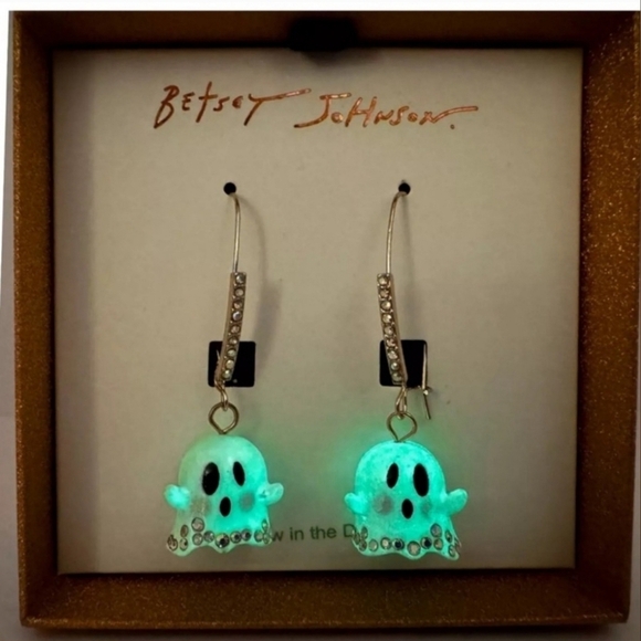 🔹️ Betsey Johnson🔹️ Ghost Dangle Earrings Glow in the Dark Halloween 🕷👻 - Picture 5 of 6